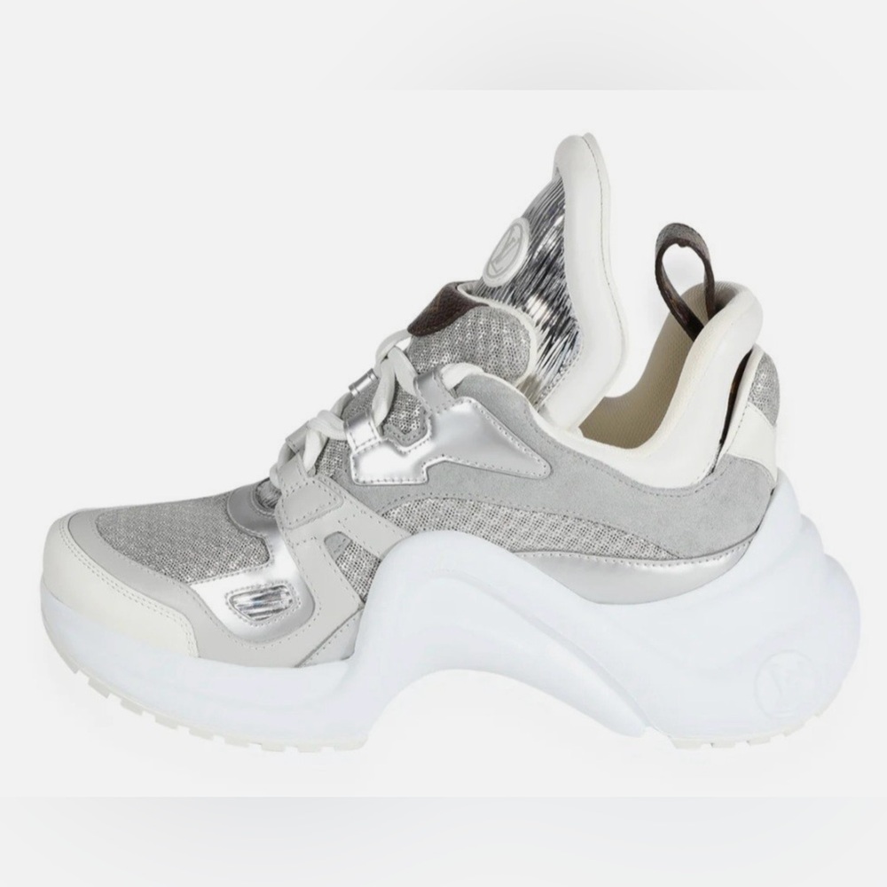 Louis Vuitton Arlight Sneakers 100% Authentic. Worn twice.